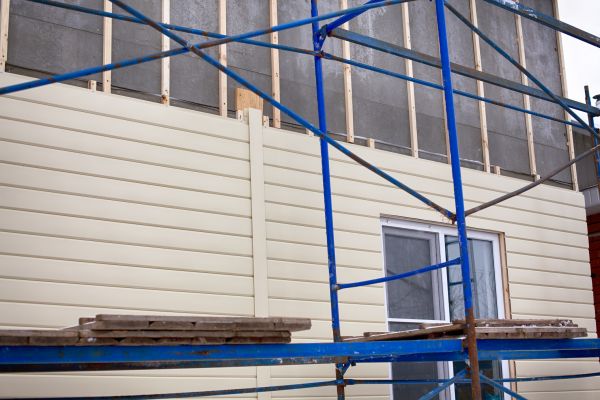 Loose Cladding Repair in Fort Smith